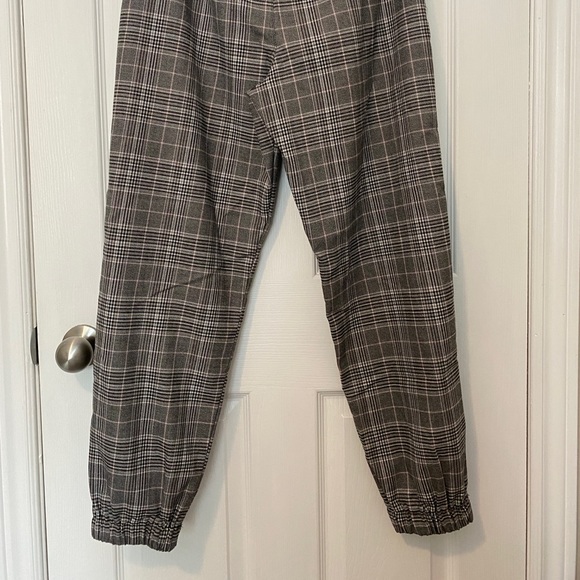 GARAGE Baggy Plaid Trousers - Picture 4 of 6